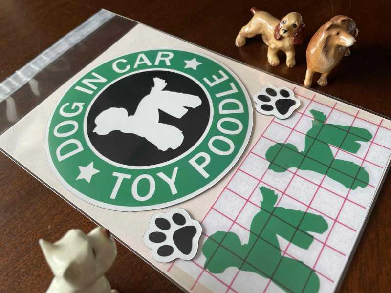 犬（トイプードル_2）マグネット ステッカー 防水 車用